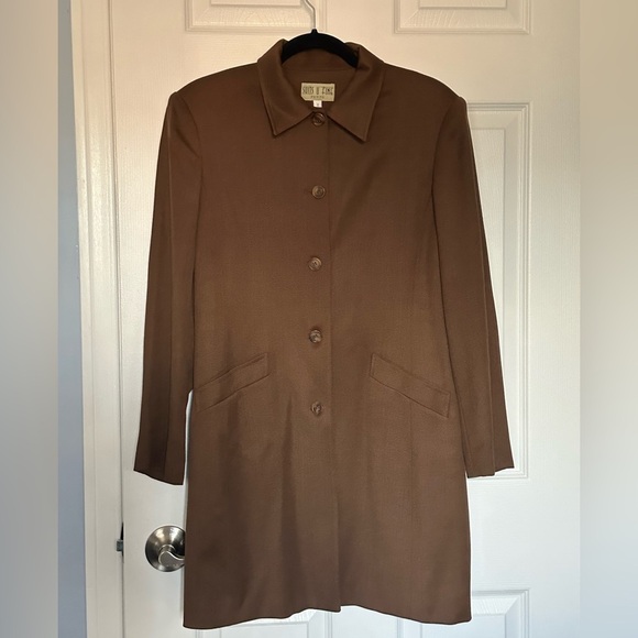 Classic Fall Chocolate Brown Women's Wool Coat | Canada Made | EUC | Petite 8 - Picture 6 of 10
